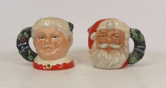Lot-878-Royal-Doulton-Mrs-Claus-D6922-Santa-Claus-D6900-mini-character-jugs