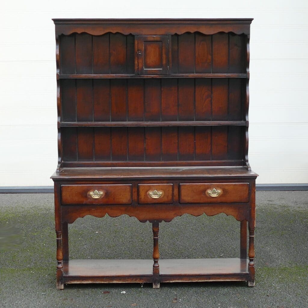 Georgian Oak Dresser, £150-£300, March FA 2025 Georgian Oak Dresser