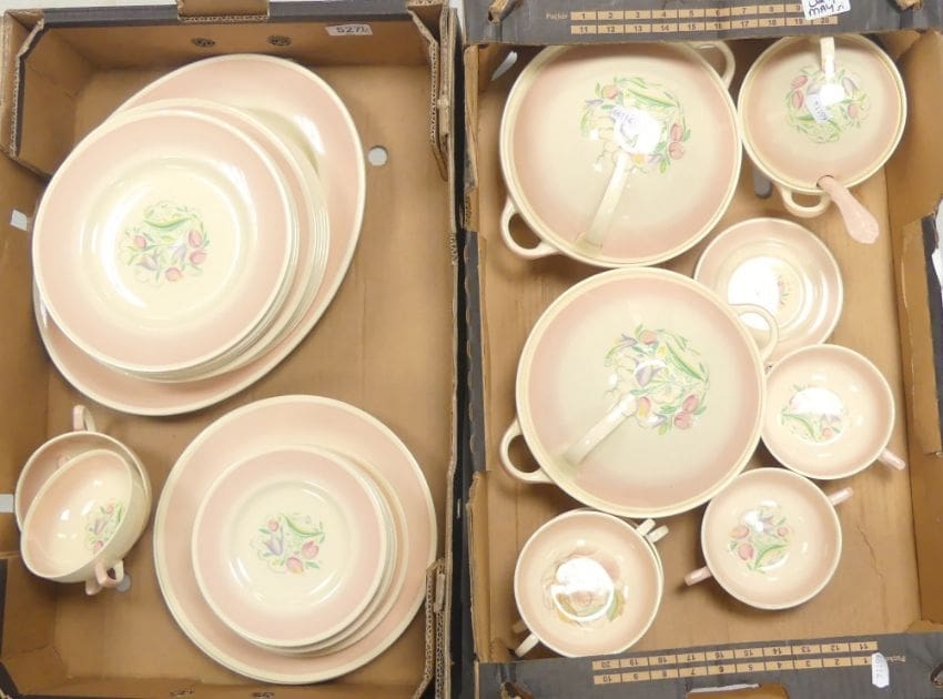 Lot-527-Crown-Works-Burslem-Susie-Cooper-floral-design-part-dinner-set Crown Works Burslem Susie Cooper floral design part dinner set