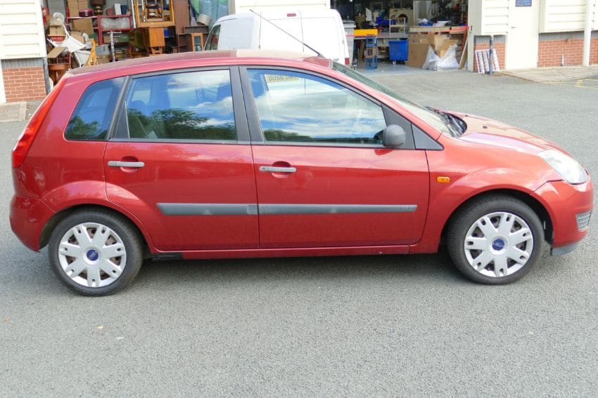 Lot-1000b-Ford-Fiesta-5-Door-Hatchback A Ford Fiesta 5 Door Hatchback