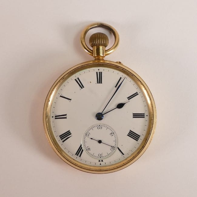 Lot-1540-18ct-gold-pocket-watch A top-winding 18ct gold vintage pocket watch