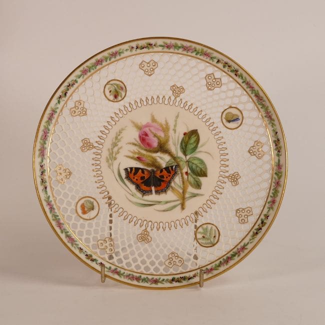 Lot-1280-George-Owen-for-Royal-Worcester-reticulated-bisque-porcelain-cabinet-plate A Royal Worcester reticulated bisque porcelain cabinet plate