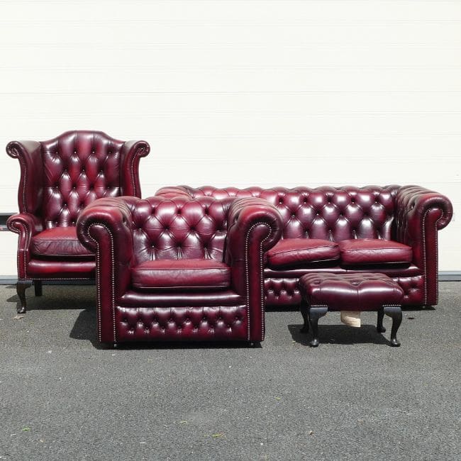 Lot-753-Four-piece-Ox-blood-Chesterfield-suite a four piece Ox-blood Chesterfield suite