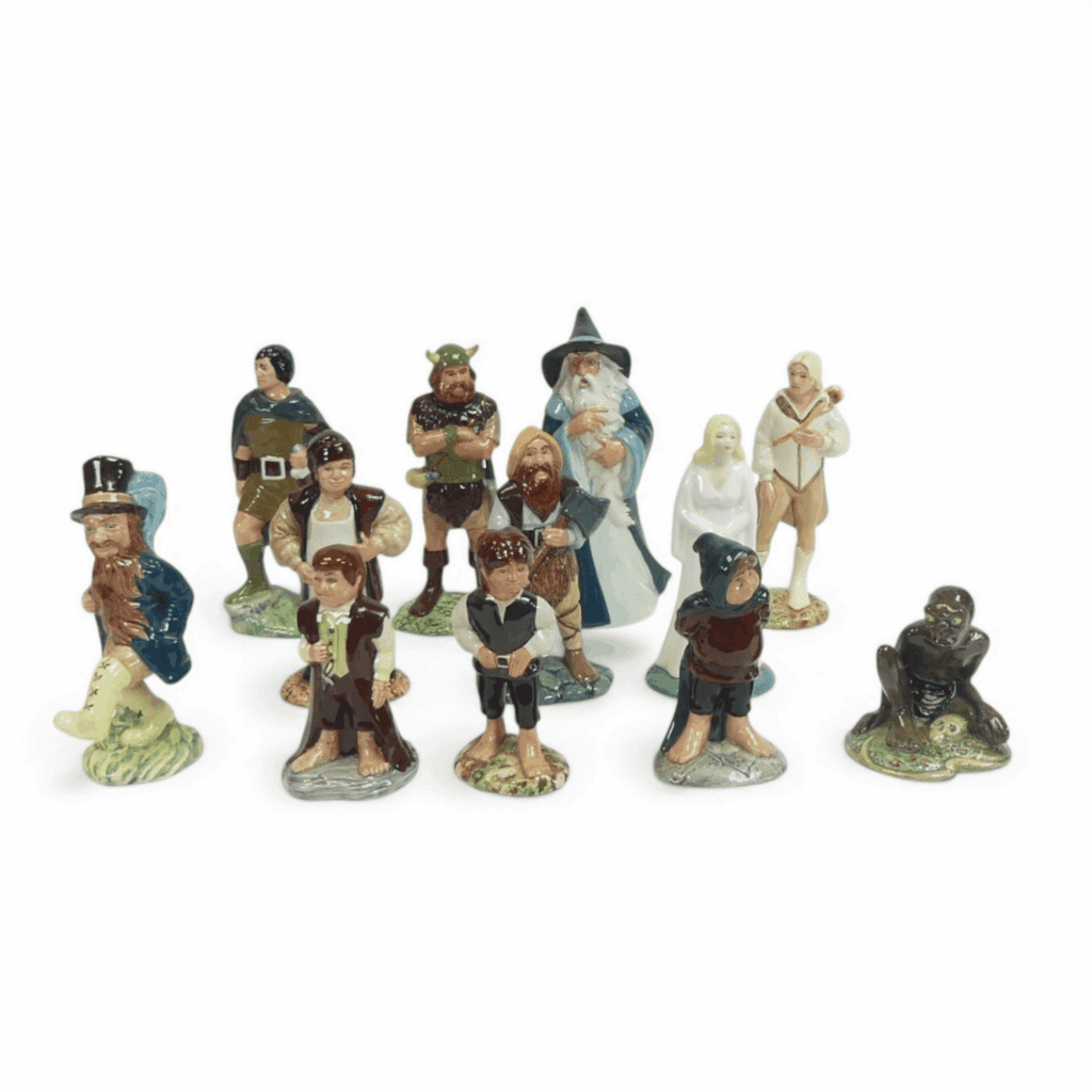 A collection of Royal Doulton Middle Earth figurines to include Tom Bombadil HN2924, Samwise HN2925, Gandalf HN2911, Gollum HN2913, Galadriel HN2916, Aragorn HN2916, Boromir HN2918, Barliman Butterbur HN2923, Gimli HN2922, Bilbo HN2914, Frodo HN2912 & Legolas HN2917. (12)